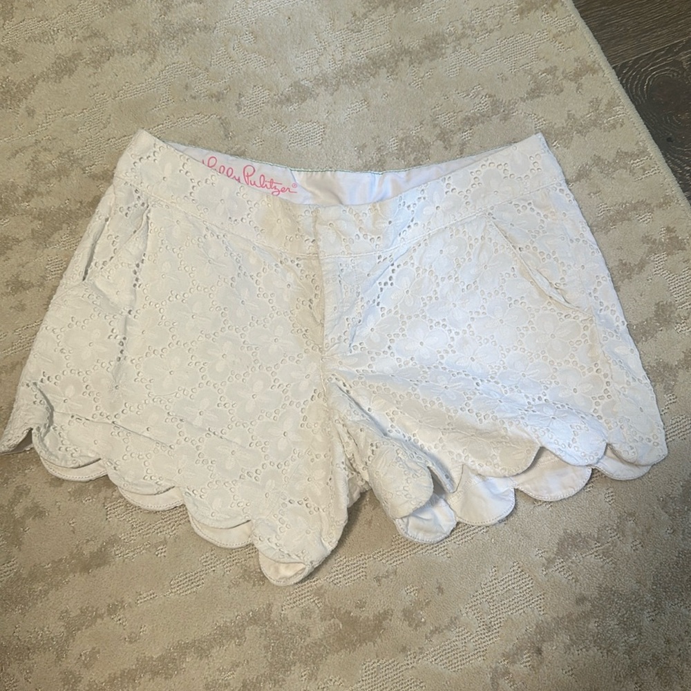 Size 2 Lilly Pulitzer buttercup short
